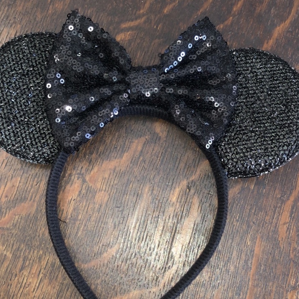 Black sparkling Mickey ears with black bow!